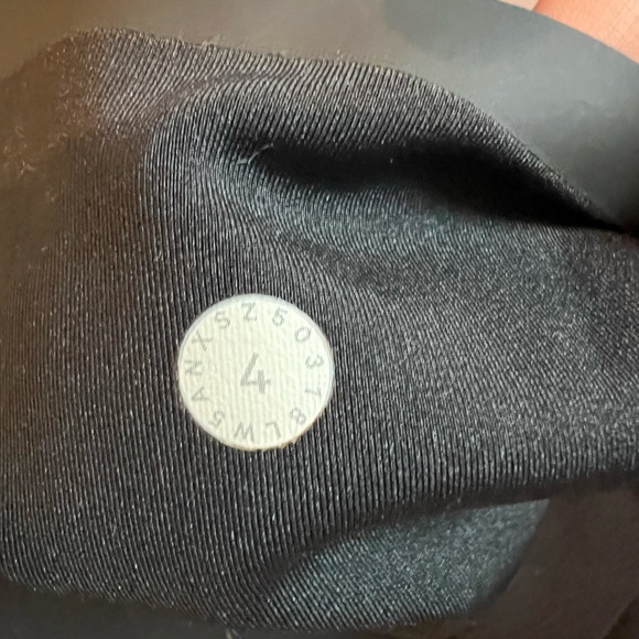 Black, Lululemon, 7/8 length leggings. - Picture 3 of 3